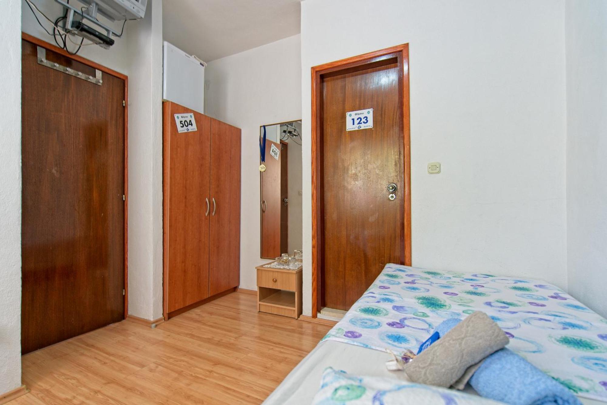 Guest House Matana Pomena Quarto foto
